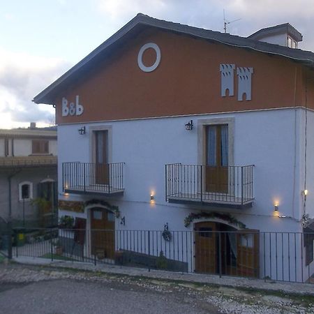 Le Antiche Torri Bed & Breakfast Pescasseroli Exterior photo