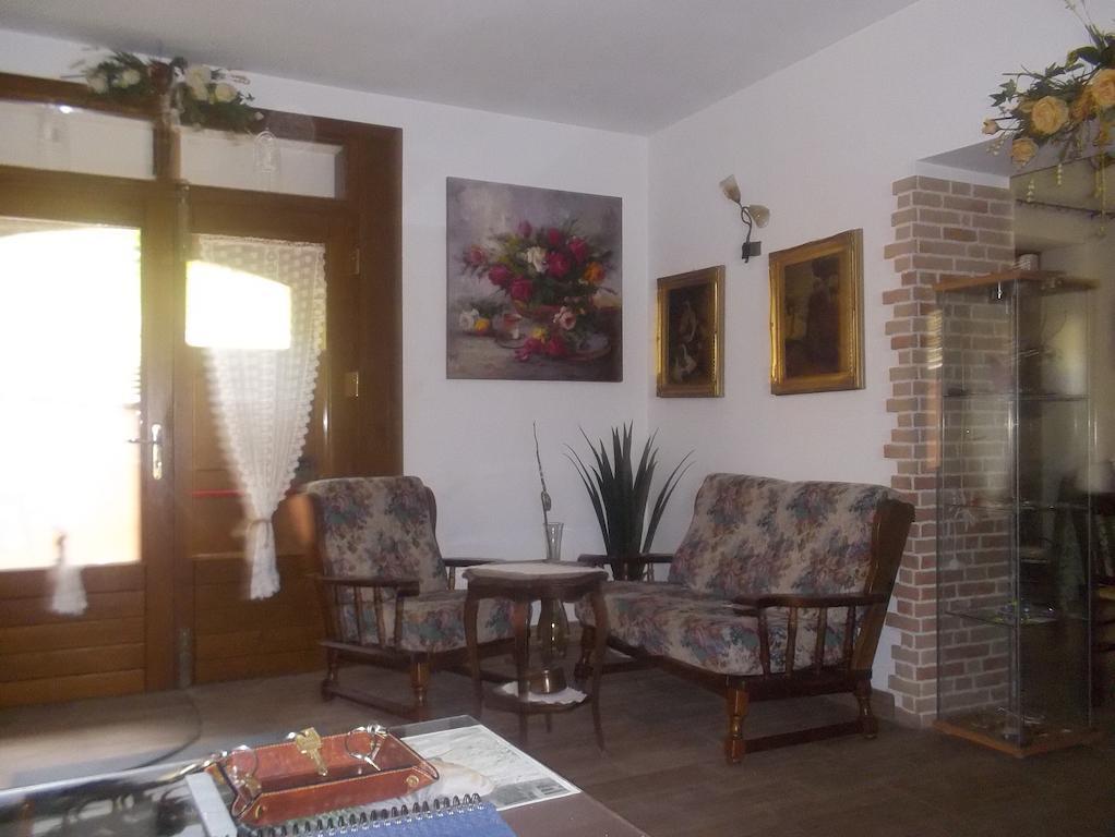 Le Antiche Torri Bed & Breakfast Pescasseroli Exterior photo